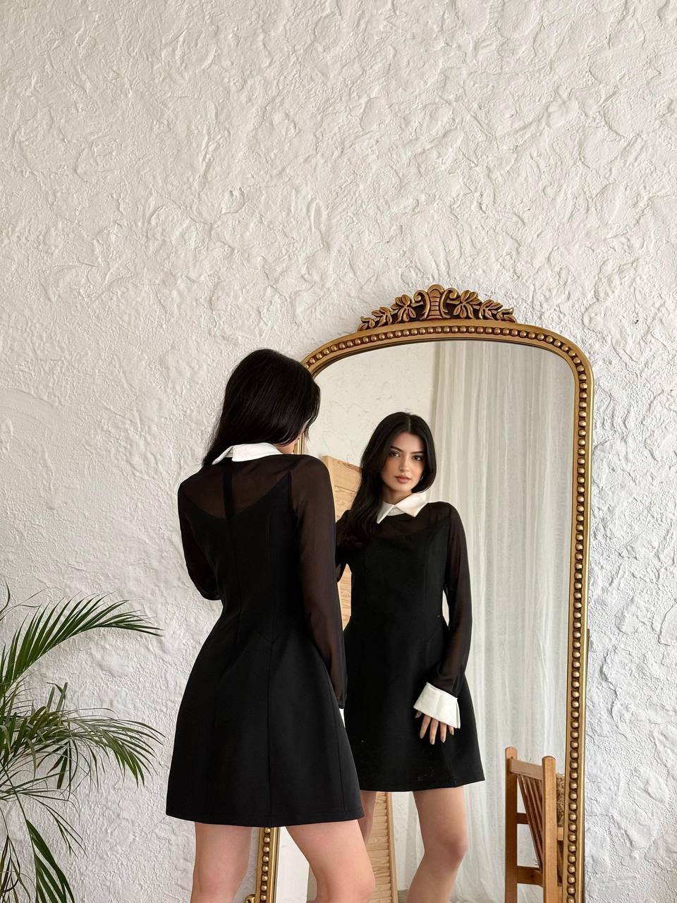 Omuzu Detaylı Mini Siyah Elbise