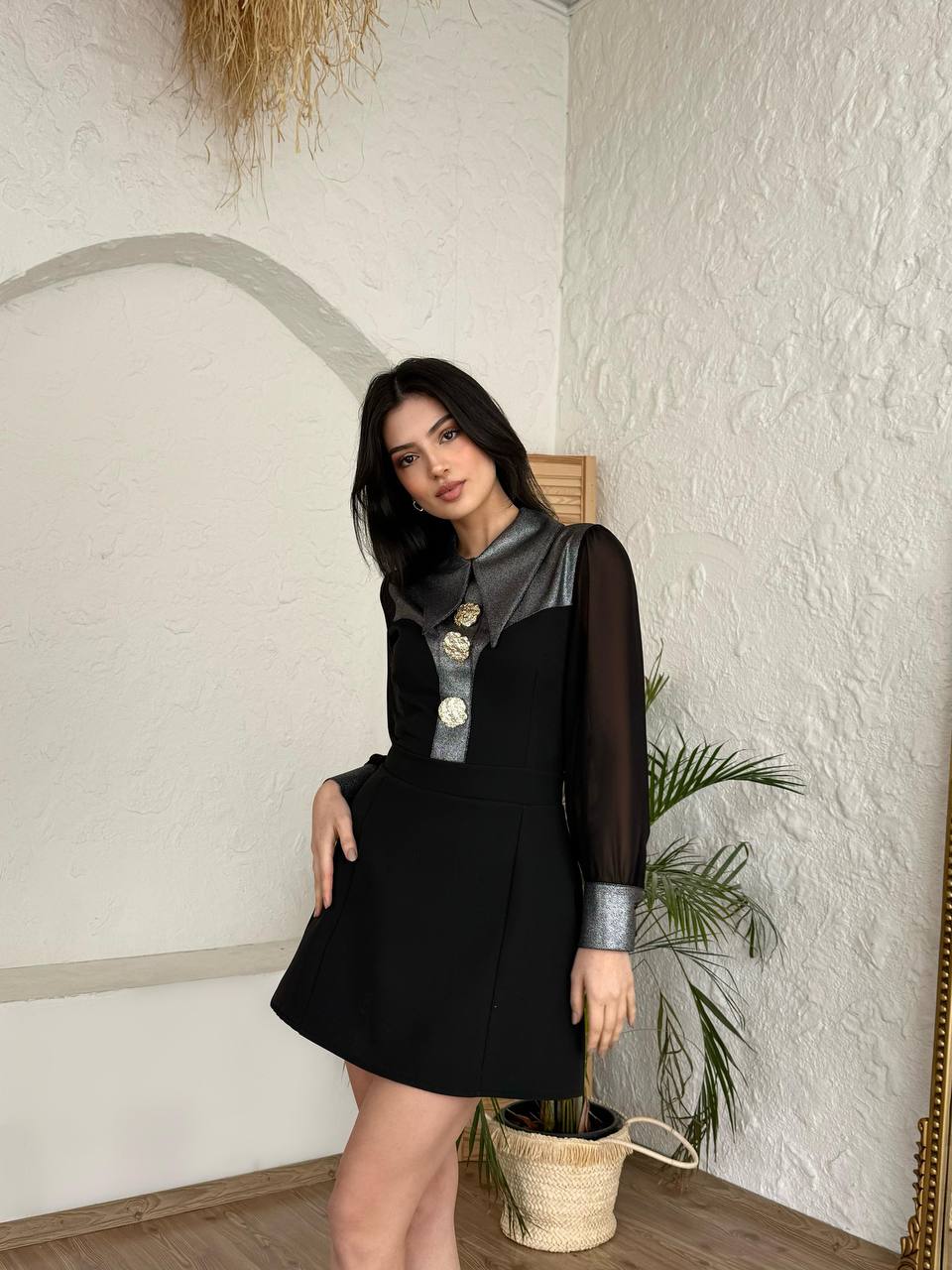 Aksesuarlı Mini Siyah Elbise